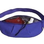 Athleta -KINETIC WAISTBAND/CROSSBODY BAG Zipper pocket that faces your body to keep valuables safe Quick drying, easy care Excellent condition Photo 2