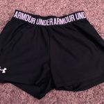 Under Armour Shorts  Photo 0