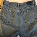 Abercrombie & Fitch Abercrombie The 90s Straight Ultra High-Rise Curve Love Straight Jeans Photo 1