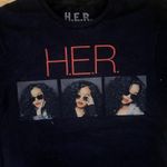 H.E.R. The Singer Sold Out Concert Tour T Photo 1