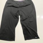 Nike Dri Fit Women Medium Capri Cropped Black Workout Pants Yoga Bike Riding Photo 0
