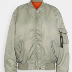 BDG by Urban Outfitters Blake Oversized Bomber Jacket in Khaki Photo 1