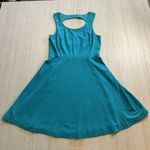 EXPRESS Teal Sleeveless Cut Out Back Pleat Medium Scoop Neck Photo 1