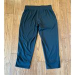 Under Armour  black cropped jogger pants size small Photo 7