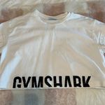 Gymshark white crop top Photo 2
