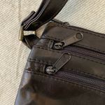 Wristlet Bag in Black Leather No Brand Photo 7