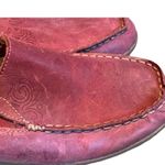 Olukai Nohea Nubuck moccasin embossed artwork W9 Red Size 9 Photo 2