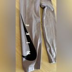 Nike swoosh 7/8 leggings in purple size medium Photo 9