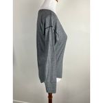 Lululemon  Gray Long Sleeve Athletic Top Thumbholes V Neck Women's Photo 7