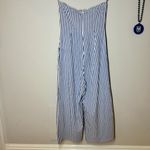 Forever 21 🏷️ NWOT  Blue White Striped Cutout Strapless Wide Leg Cropped Jumper S Photo 3