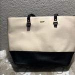 Lovevook Elegant Two Photo 1