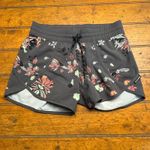 Dakine Women's Floral Print Active Shorts XS Drawstring Waist Elastic Gym Yoga Gray Size undefined Photo 5