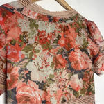 Ranna Gill Floral V Photo 2