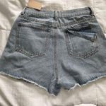Vestique Jean Shorts Photo 2