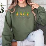 Tktok im not going Green Graphic Sweatshirt Photo 0