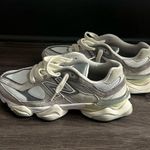 New Balance  9060 Grey Womens 9 Photo 0