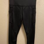 Zyia  Active Black Brilliant Pocket Cropped High- Rise Leggings Size 4 Photo 0