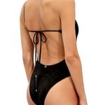 VIX BY PAULA HERMANNY
Scales Ana One Photo 2