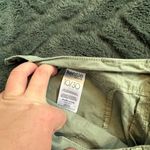 Kensie Green cargo shorts Photo 3