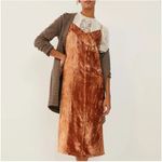 Anthropologie  Embroidered Copper velvet dress size 14
Lucie Velvet Embroidered Photo 1