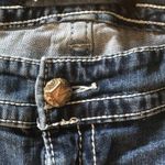 Maurice's Premium Crop Jean Bling Pockets 18X22 Stretch Runs Small Measurements Photo 2