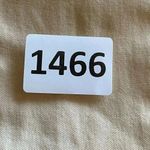 SKIMS NWT SEAMLESS SCULPT
MID THIGH SHORT CLAY SZ S/M #1466 Photo 4