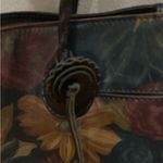 Patricia Nash  Tan Multicolor Leather Floral Handbag Tote Photo 15