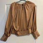 EXPRESS  top Photo 1