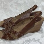 Mountain Sole Women’s Brown 3” Wedge Strappy Sling Back Open Toe Sandals 9.5 Photo 4