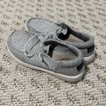 Hey Dude  Wendy Photo 1