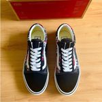 Vans Old Skool 'Packing Tape - Black'
VNOA4U3BWZ4 Women 9.5 US
Mens8.OUS Photo 3