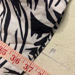 White House | Black Market  Black/White Silk Dress Size 2 WHBM Classy Elegant Date Photo 3