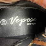 Vepose Tan Over Photo 1