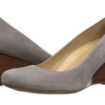 Naturalizer  Emily suede wedge pumps size 7.5 Photo 0