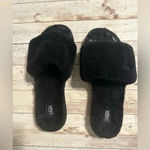 UGG  Cozette Slippers Women’s Size 7 Black House Indoor Shoes Photo 4