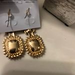 3/$15 D'Bello Green and pearl Dangle Earrings Photo 2