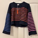 Sundry NWT  Top Photo 0