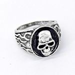 Statement Skull Signet Ring Silver Photo 2