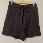 Daniel Rainn DR2  Black Tie Waist Dressy Shorts Womens M Stretch Beachy Casual Photo 0