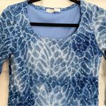 Dress Barn Y2K Blue Sequin Mesh Top M Sparkle Stretch Scoop Neck 3/4 Sleeve USA Photo 1