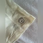 Allbirds Women’s Natural Run Tee Large Cream Yellow NWT Fitness Exercise Shirt Photo 2