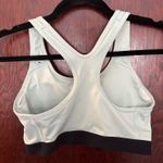 Nike  Sports Bra Photo 1