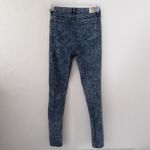 Red Fox Junior Size 9 Distressed Skinny Jeans Photo 2