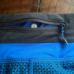 Lululemon Women’s Groovy Run Short Cornflower Blue Black Inkwell size 6 EUC Photo 3