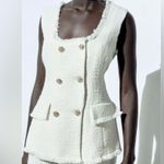 ZARA  DOUBLE-BREASTED TWEED WEAVE TEXTURED VEST WAISTCOAT FRAYED ECRU
White NEW Photo 2