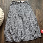 By Malina BETTER CHOICE Aline satin midi skirt Photo 4