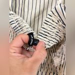 Who What Wear WOMENS dress size L
In like new condition 19” pit to pit Photo 9