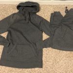 Champion Lounge Set Photo 0