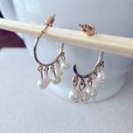 Lulus Pearl dangle earrings Photo 4
