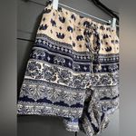 Papaya  Women’s Pull On Bohemian Cream & Blue Silky Shorts Sz Small EUC Photo 1